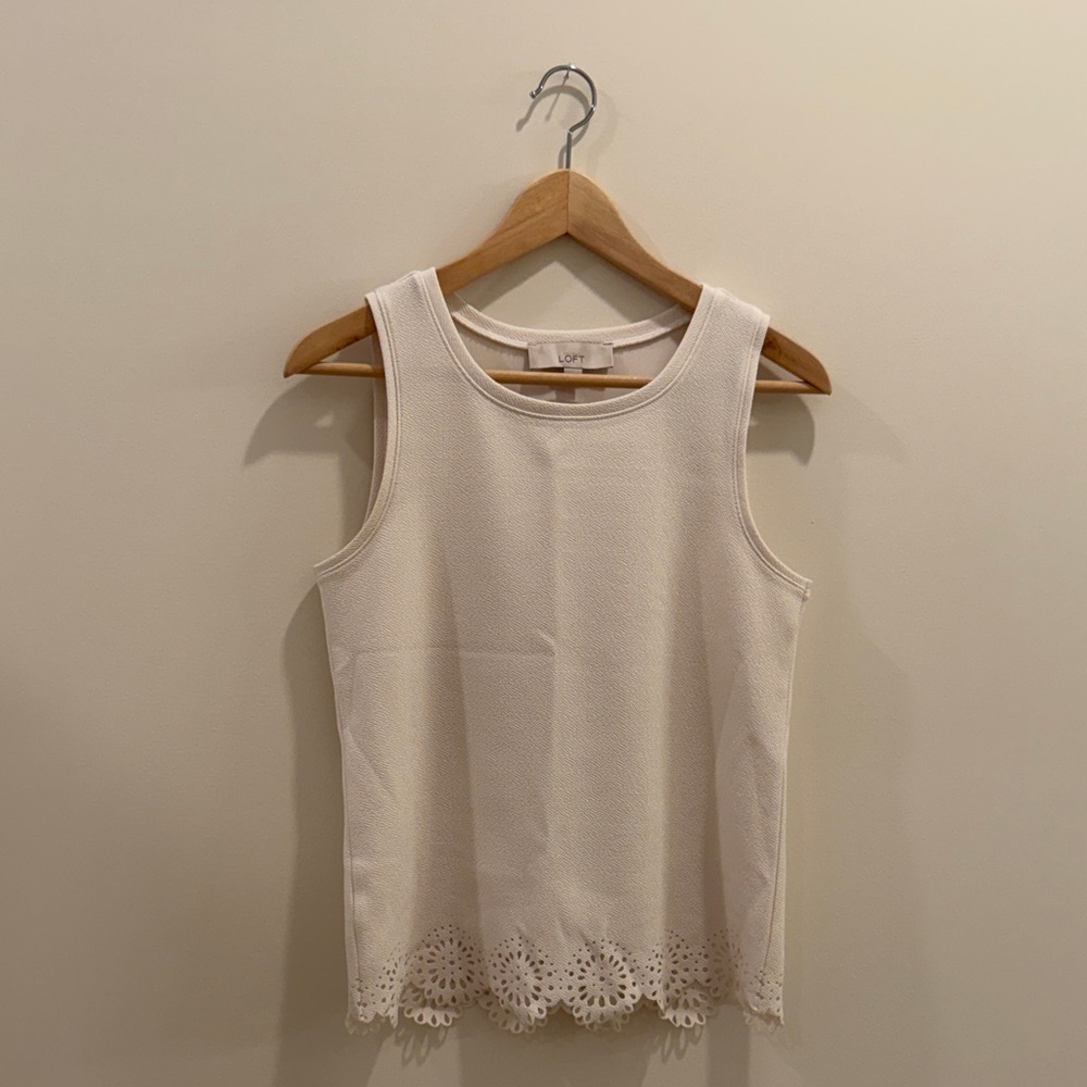 LOFT Cream Scalloped Hem Sleeveless Tank